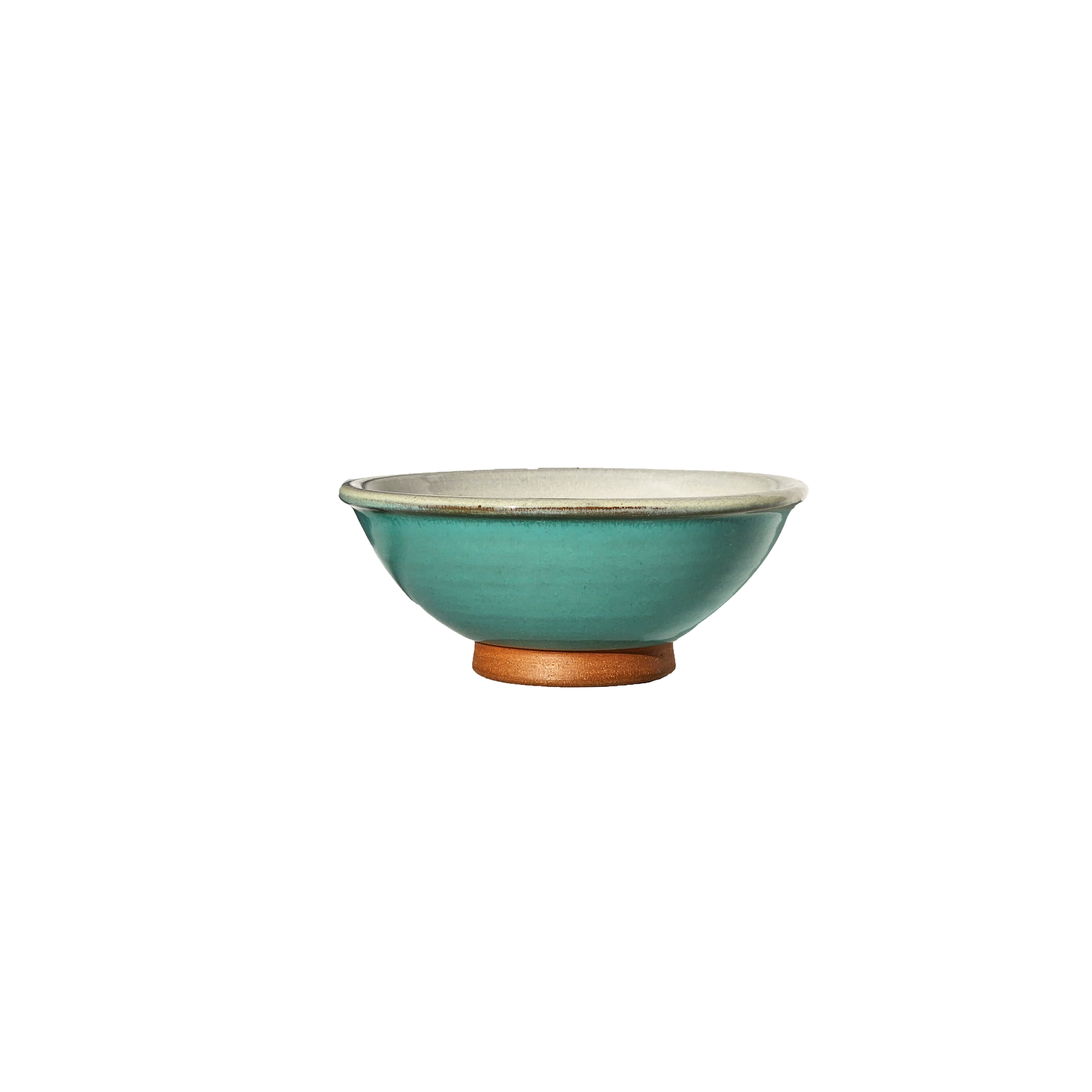 Image: A ceramic bowl in serene sky blue, reminiscent of tranquil summer days. Sized at 1 cup, its calming color enhances any dining experience.