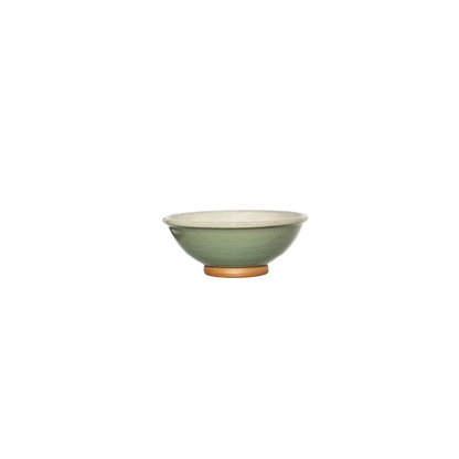Image: Bring a fresh and vibrant feel to your table with this light green sugar bowl. Holds 4 ounces of sugar, adding a pop of color to your tea or coffee service.